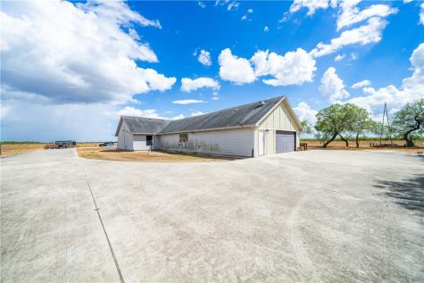 1777 County Road 170 Alice TX 78332