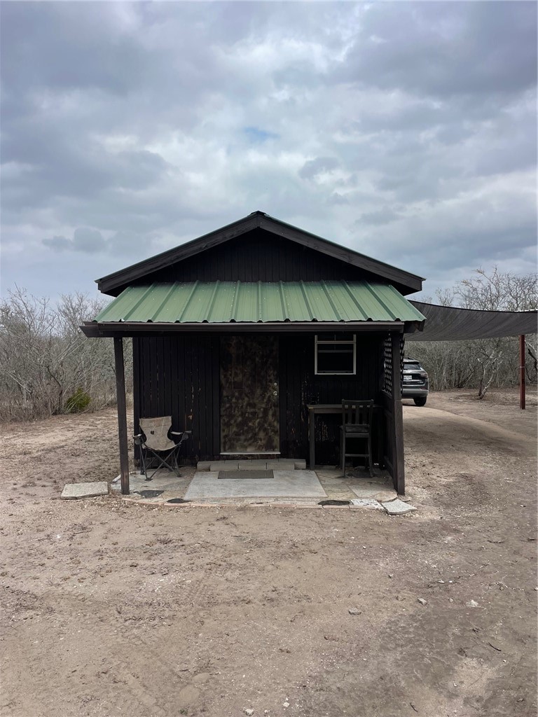 250 Live Oak Spur George West TX 78022