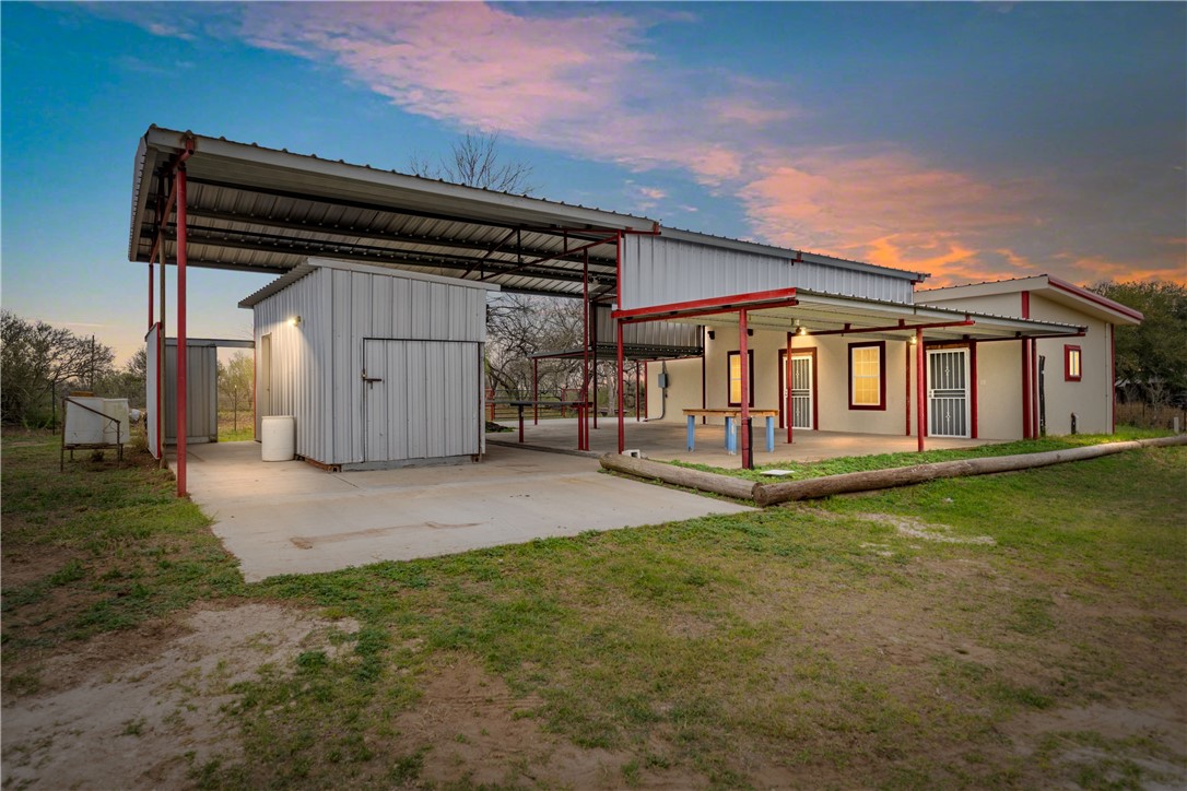 6802 Cr 103 San Diego TX 78384