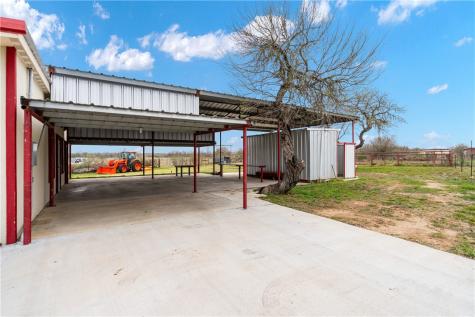 6802 Cr 103 San Diego TX 78384