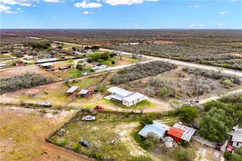 6802 Cr 103 San Diego TX 78384