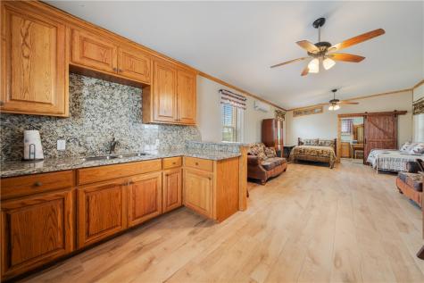6802 Cr 103 San Diego TX 78384