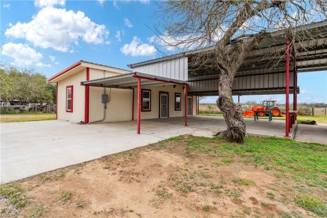 6802 Cr 103 San Diego TX 78384