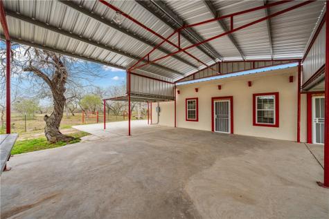6802 Cr 103 San Diego TX 78384