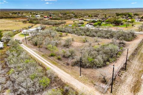 6802 Cr 103 San Diego TX 78384