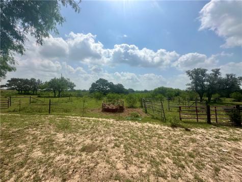 4345 Fm 799 Beeville TX 78102