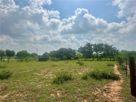4345 Fm 799 Beeville TX 78102
