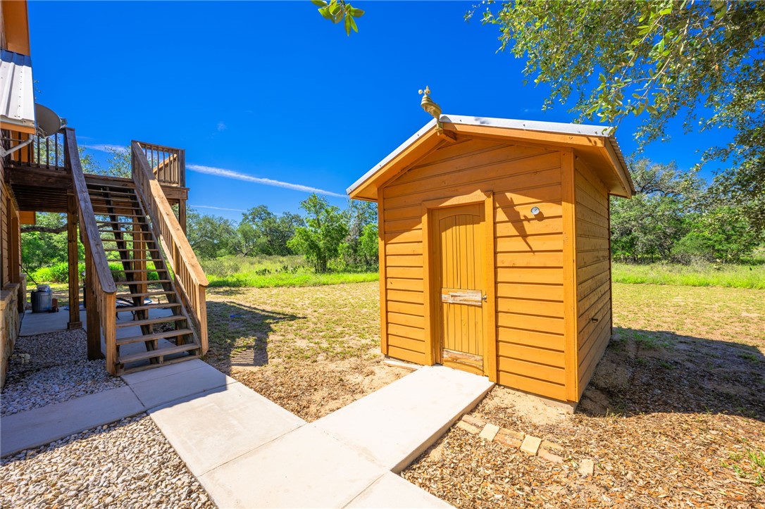 3355 Jim Brite Road Pleasanton TX 78064
