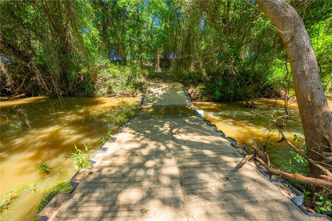 3355 Jim Brite Road Pleasanton TX 78064