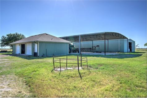 11546 County Road 647 Mathis TX 78368