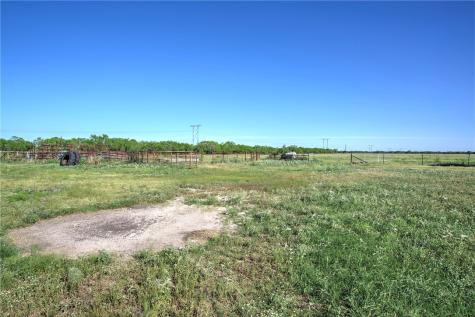 11546 County Road 647 Mathis TX 78368