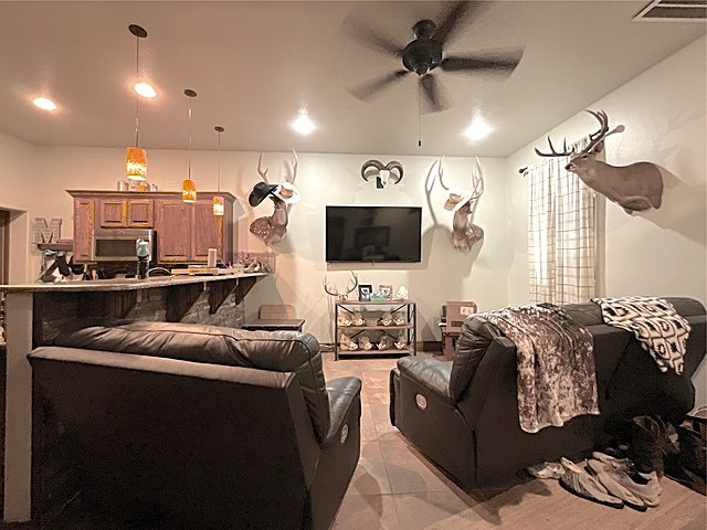 205 Western Street Pleasanton TX 78064
