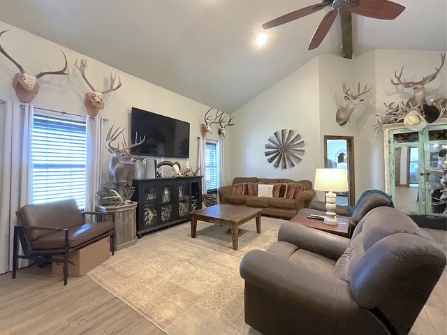 205 Western Street Pleasanton TX 78064