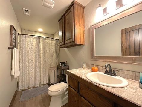 205 Western Street Pleasanton TX 78064