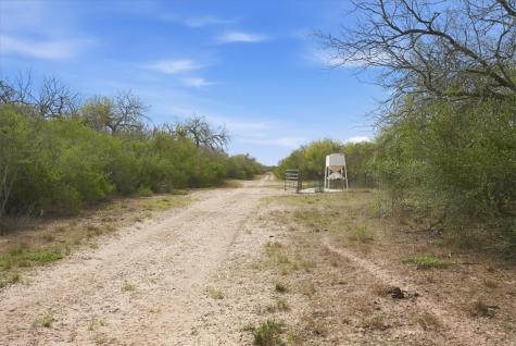 817 County Road 119 Alice TX 78332