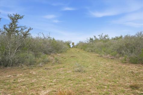 817 County Road 119 Alice TX 78332