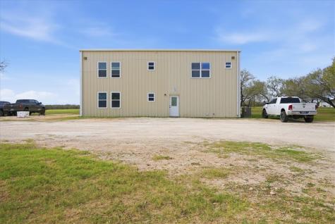 817 County Road 119 Alice TX 78332