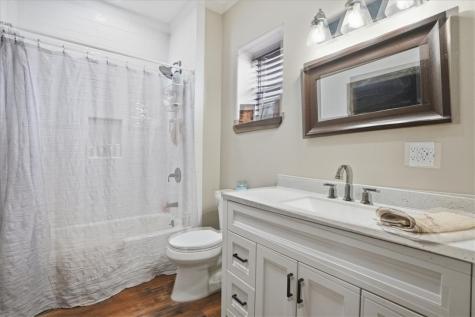 817 County Road 119 Alice TX 78332