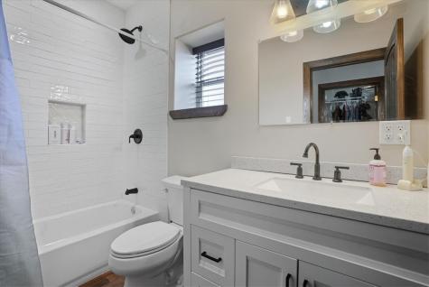 817 County Road 119 Alice TX 78332