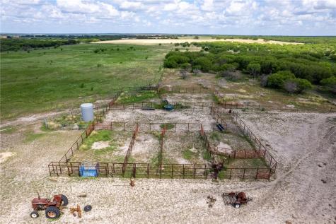 953 Fm-799 George West TX 78022