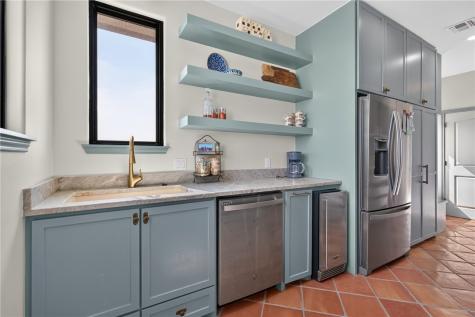 1389 W Fm 2044 Alice TX 78332