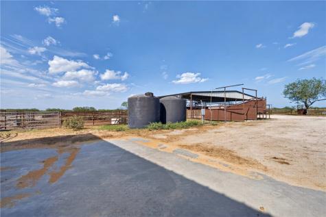 1389 W Fm 2044 Alice TX 78332