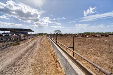 1389 W Fm 2044 Alice TX 78332