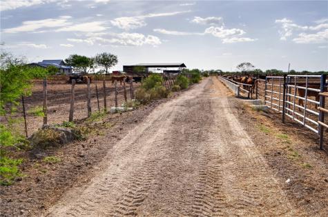 1389 W Fm 2044 Alice TX 78332