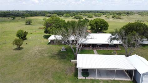 177 Schirmer Woodsboro TX 78393