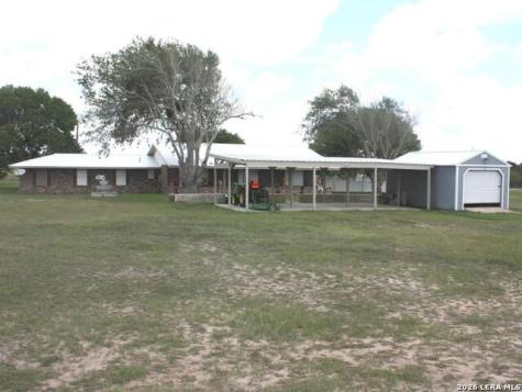 177 Schirmer Woodsboro TX 78393