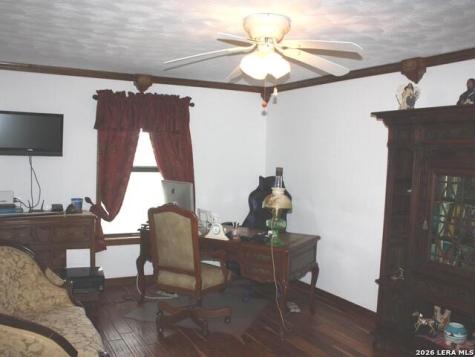 177 Schirmer Woodsboro TX 78393