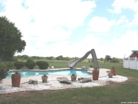 177 Schirmer Woodsboro TX 78393