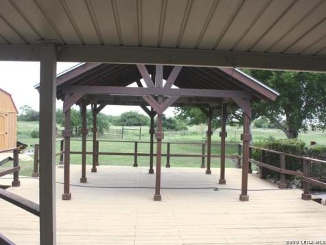 177 Schirmer Woodsboro TX 78393