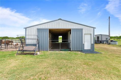 434 E County Road 2270 Riviera TX 78379