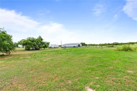 434 E County Road 2270 Riviera TX 78379