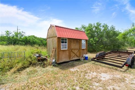 434 E County Road 2270 Riviera TX 78379