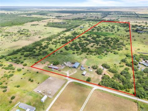 434 E County Road 2270 Riviera TX 78379