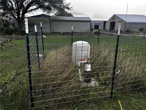 2606 Old Saint Marys Beeville TX 78102