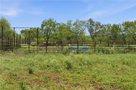 3124 County Road 220 Alice TX 78332