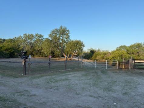 211 County Road 229 Creek Three Rivers TX 78071