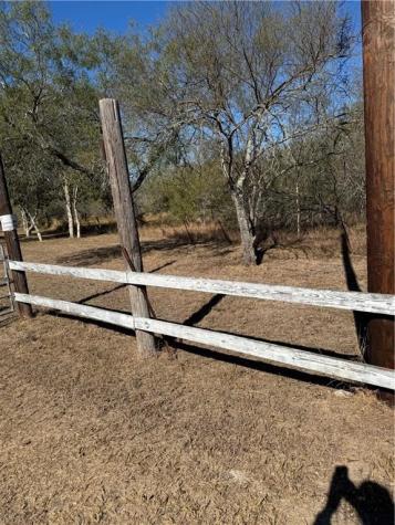 4204 County Road 308 Orange Grove TX 78372