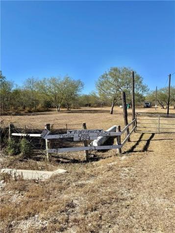 4204 County Road 308 Orange Grove TX 78372
