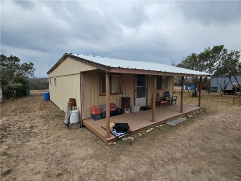 3073 Bravo 6 San Diego TX 78384