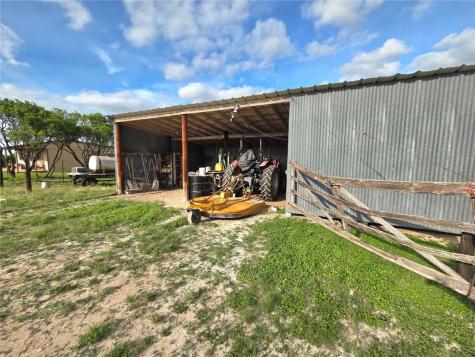 3073 Bravo 6 San Diego TX 78384