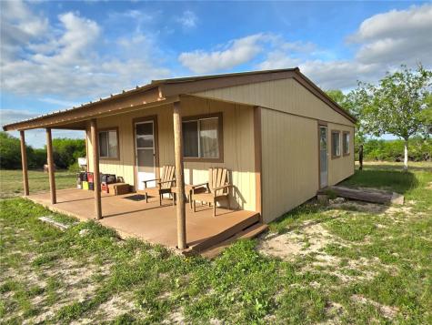3073 Bravo 6 San Diego TX 78384