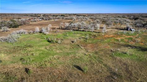 9912 Fm 1681 Nixon TX 78140