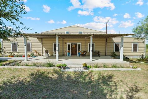 1058 S Smith Avenue Hebbronville TX 78361