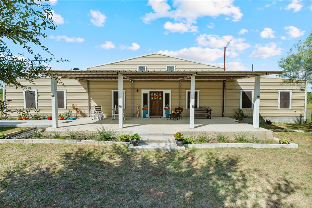1058 S Smith Avenue Hebbronville TX 78361