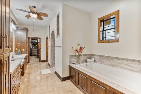 1058 S Smith Avenue Hebbronville TX 78361