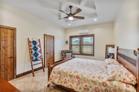 1058 S Smith Avenue Hebbronville TX 78361